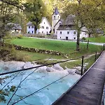 Apartman Pocitnisko Stanovanje Pri Cerkvi Trenta