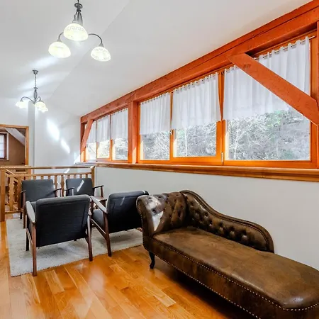 Pocitnisko Stanovanje Pri Cerkvi * Trenta