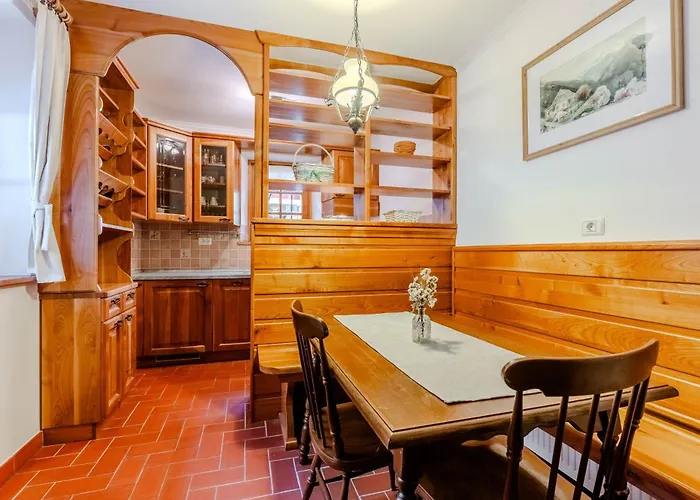 Apartmán Pocitnisko Stanovanje Pri Cerkvi Trenta