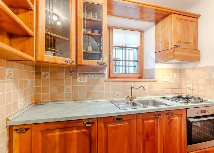 Pocitnisko Stanovanje Pri Cerkvi * Trenta