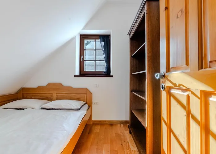 Pocitnisko Stanovanje Pri Cerkvi *